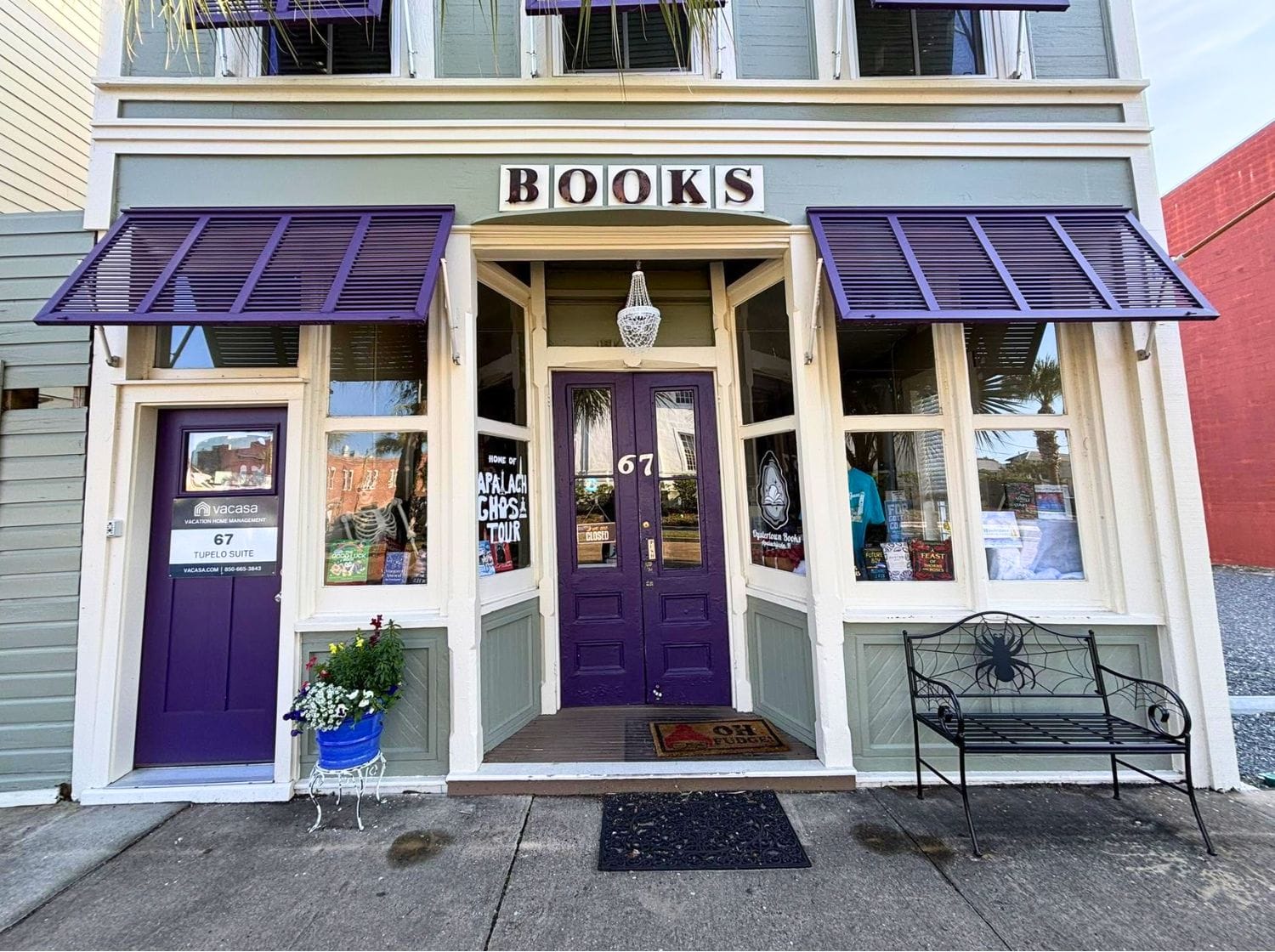Oystertown Books