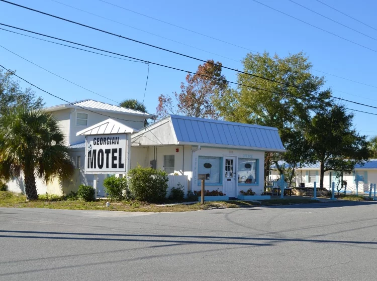 Georgian Motel