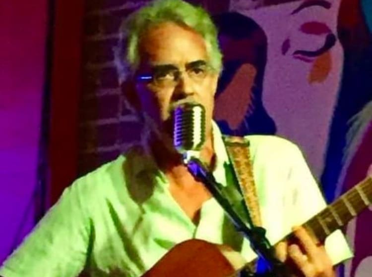 Live Music featuring David Lloyd at Eastpoint Beer Company