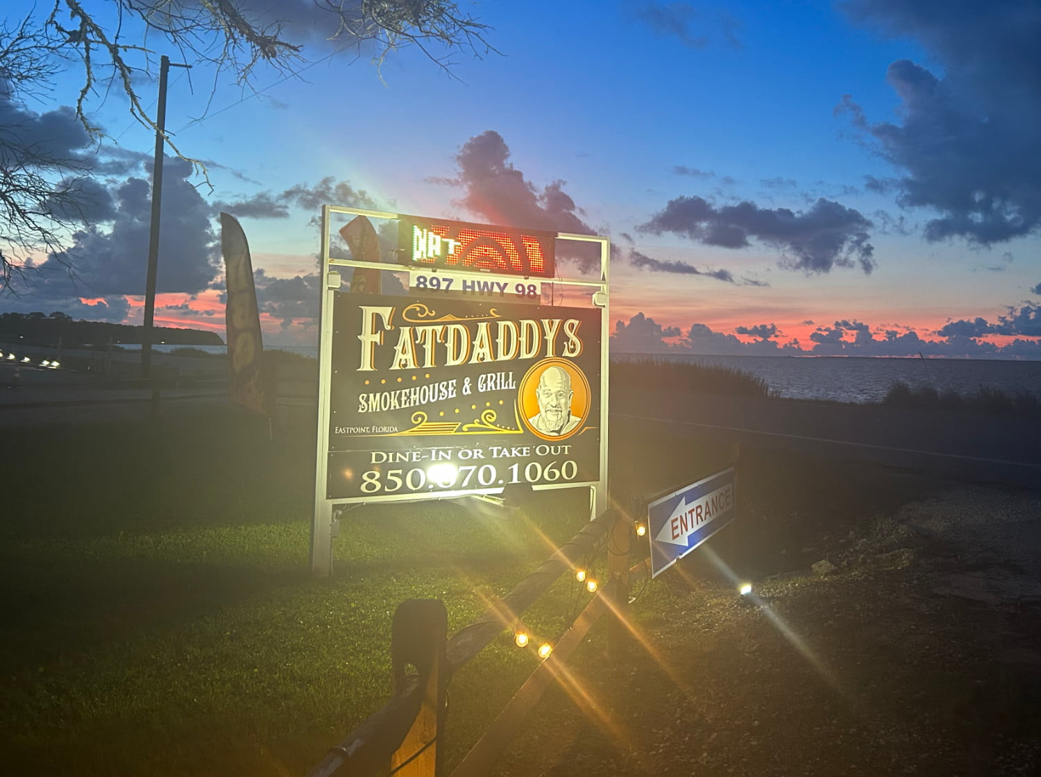 FatDaddy's Smokehouse and Grill (previously known as Brag-N-Bones Barbecue Eastpoint Florida)