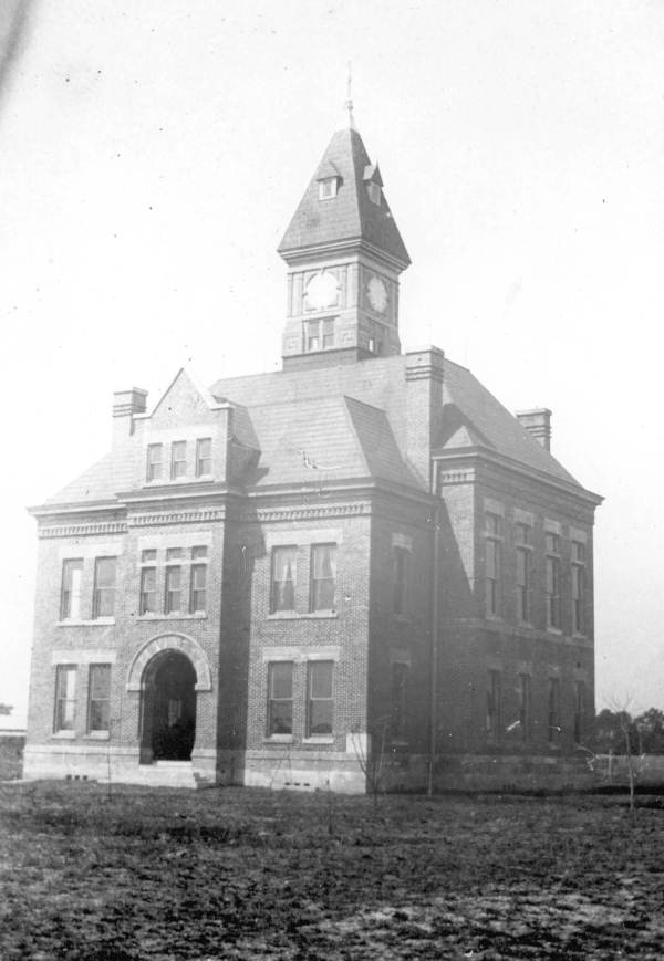 Original Franklin County Courthouse 1900