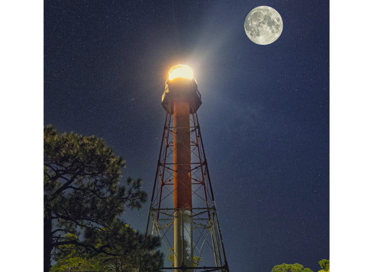 crooked river light house