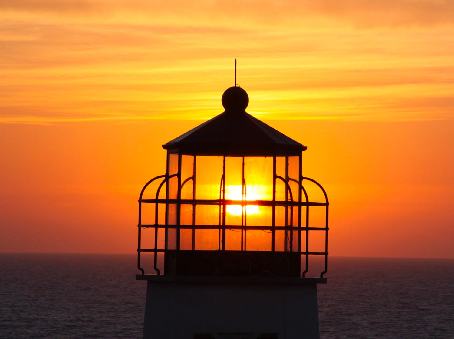 Full Moon Climb at Cape St. George Lighthouse@2x